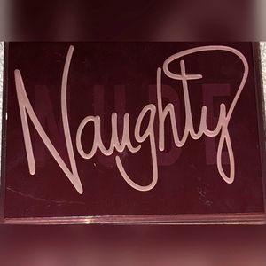 Huda Beauty Naughty pallet